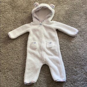 🦋Super cute onesie🦋